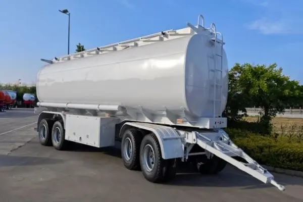 Derun 4 Axle Oil Tank Drawbar Trailer vil blive sendt til Ecuador