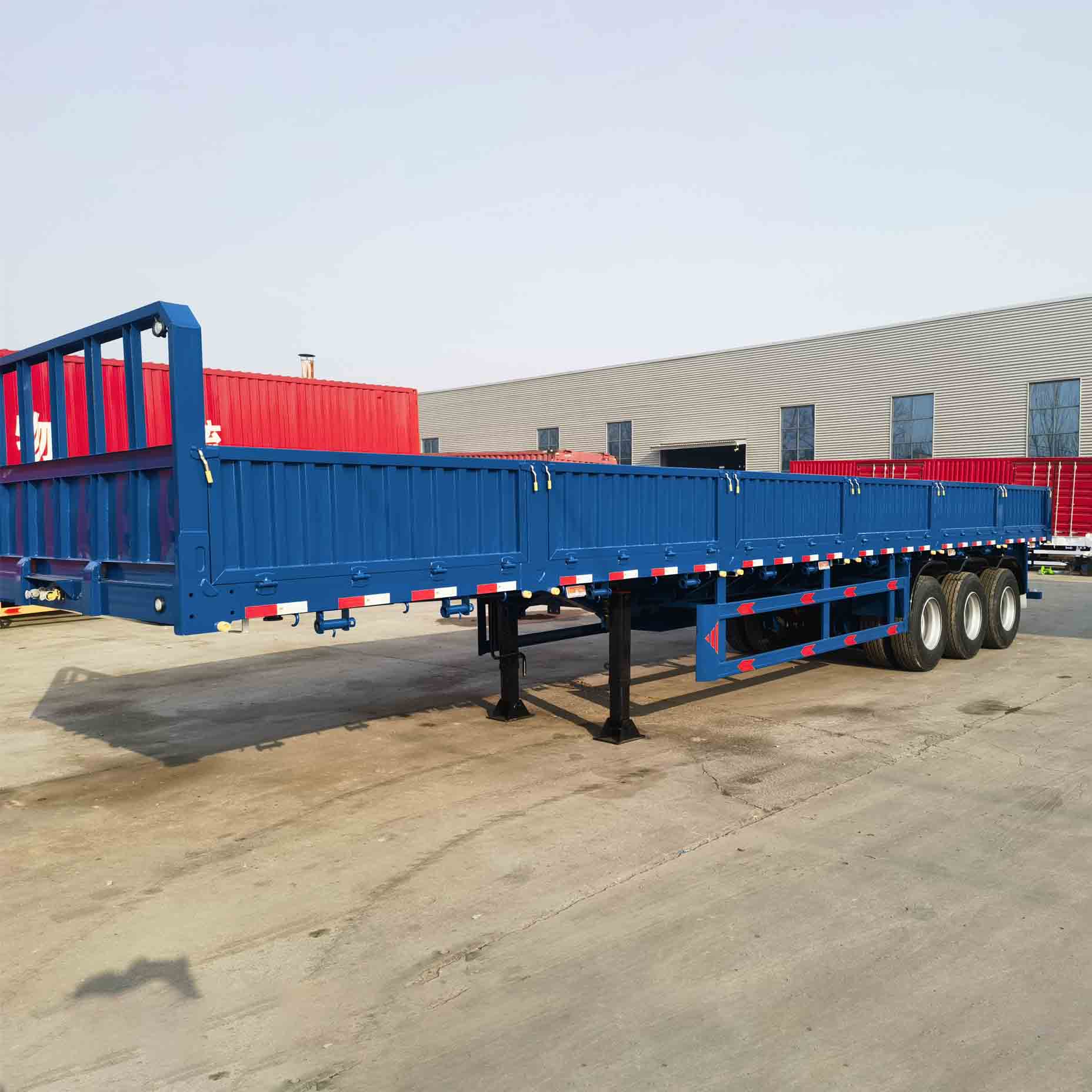 Derun tre-akslet dropside semi trailer designet til Algeriet