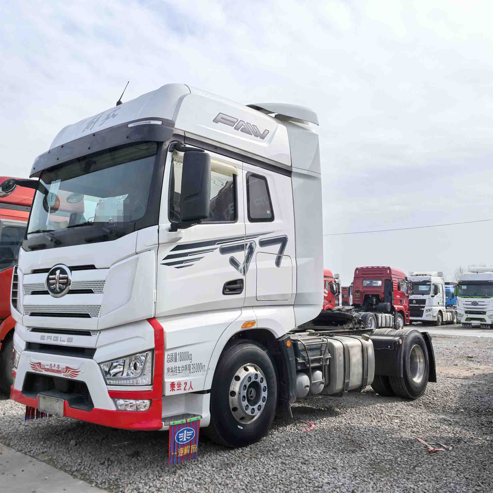 Faw brugte 4x2 J7 traktorbil